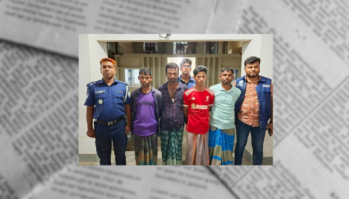 জামালগঞ্জে অবৈধ বালুভর্তি ২ নৌকা জব্দ, গ্রেপ্তার ৪