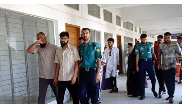 এমসি কলেজে গৃহবধূ ধর্ষণ: বিচারক ছুটিতে থাকায় হয়নি যুক্তিতর্ক