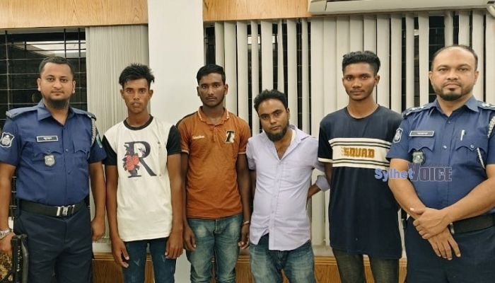 জাফলংয়ে অনলাইন জুয়া খেলার অপরাধে ৪ জনকে বিনাশ্রম কারাদণ্ড