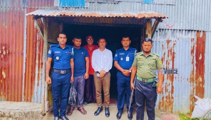 ছাতকে বাগদাদ বেকারি কারখানাকে ভ্রাম্যমাণ আদালতে জরিমানা
