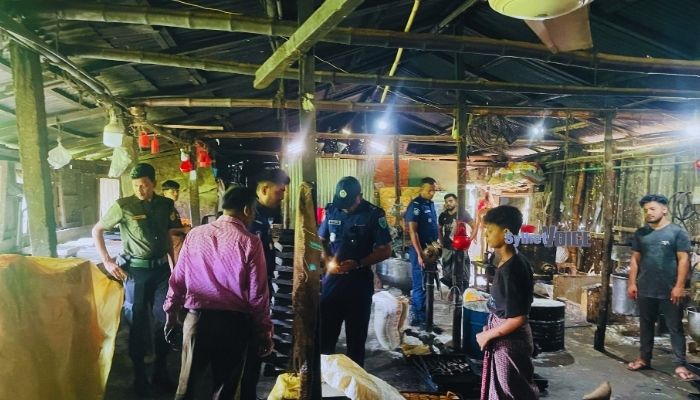 ছাতকে রয়েল বেকারি কারখানাকে ৫০ হাজার টাকা জরিমানা