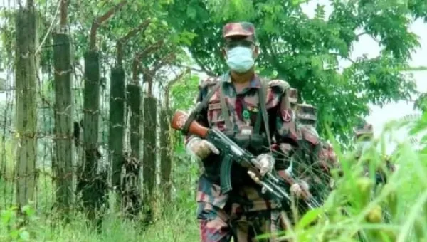 বড়লেখা সীমান্তে বিজিবির গুলিতে ১ ভারতীয় চোরাকারবারি আহত।