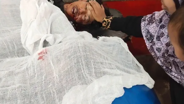 বাস ও মোটরসাইকেল মুখোমুখি সংঘর্ষে নিহত-২